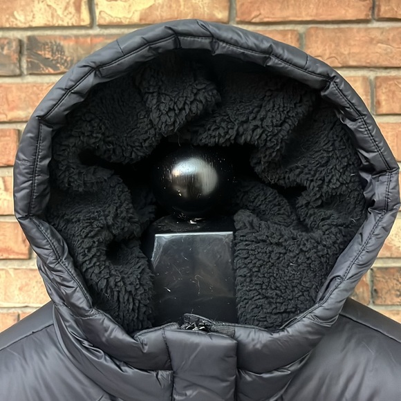 NWT Eddie Bauer extra large Stratuslite Down Faux Shearling Lined Hoodie Jacket - Picture 3 of 16